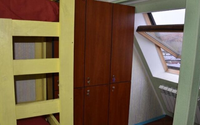 Darnitsa 1 Hostel