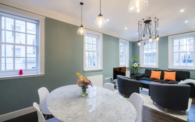 JOIVY Elegant 2 Bedroom Flat near Kensington Gardens