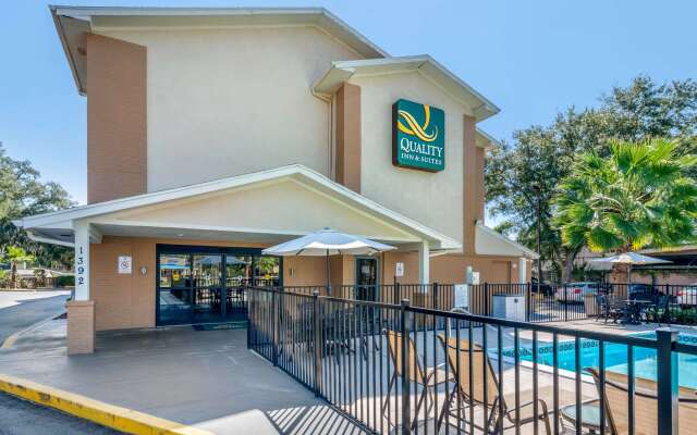 Quality Inn & Suites Leesburg Chain of Lakes