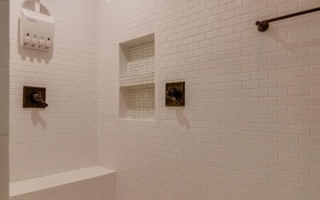 Caroline House Nashville Historic Inn