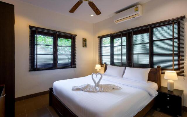 Spacious 3 bedroom villa with private pool and jacuzzi