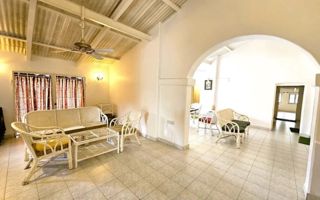 iSTAYS The Colonial Villa Yercaud