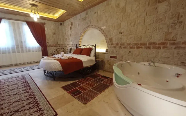 Yamak Stone House