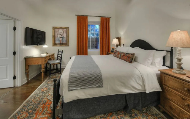 The Armory Park Inn