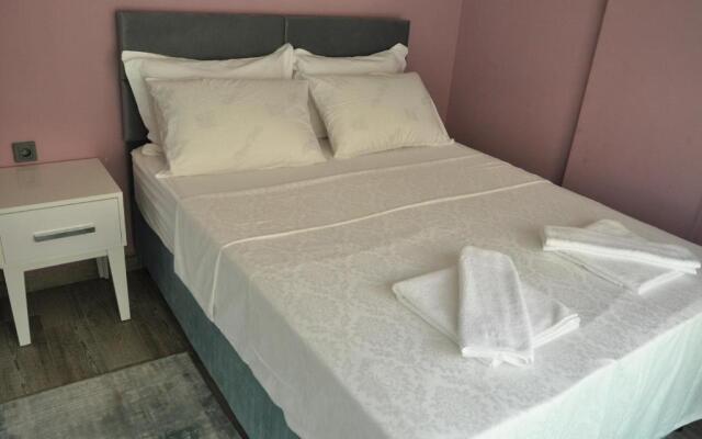 X Suite Apart