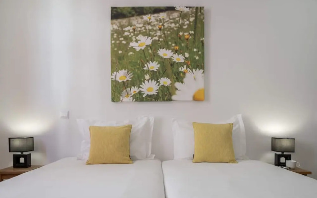 Casa Strelitzia by An Island Apart