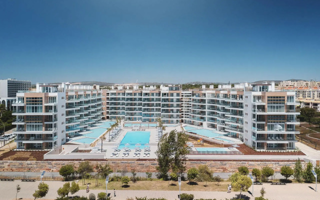 Dom Pedro Residences