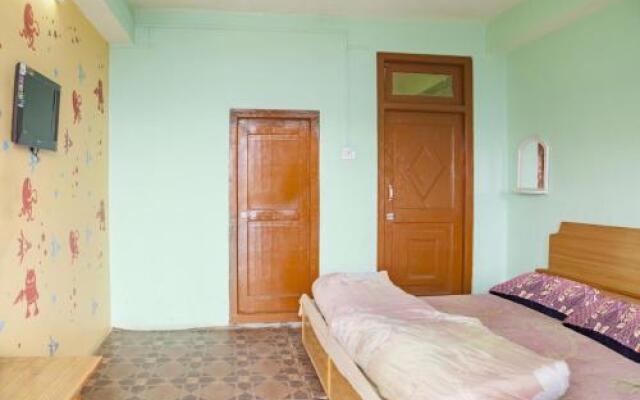 1 BR Guest house in Dhomri road, Narkanda, by GuestHouser (5CC2)