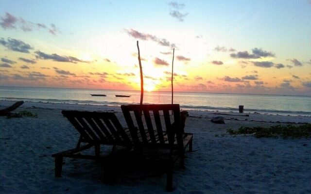 Mnana Beach Bungalows