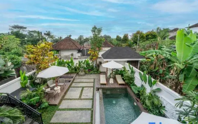 Stella by DH - Luxury Getaway with Large Pool 3BR villa