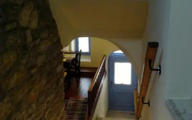 Mastiha House