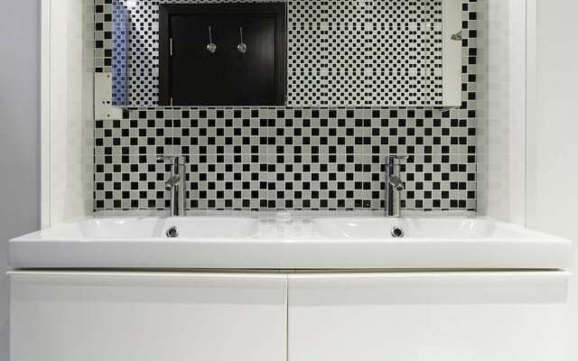 Splendid Apt With Breathtaking Dubai Marina View!