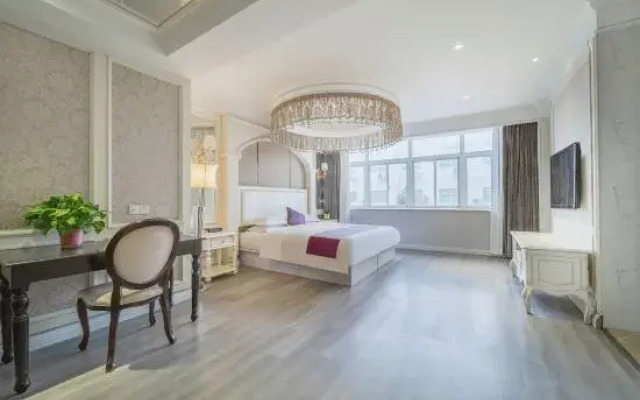 Shengjing Yijia Hotel ( Xiangyang New Wuzhong Wuyue Plaza Branch)