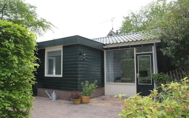 Bungalow For 8 People On The Edge Of The Forest Located Between Egmond And Bergen