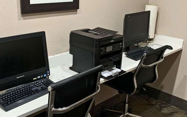 Comfort Inn & Suites Columbus North