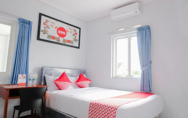 Hnr Homestay Syariah By OYO Rooms