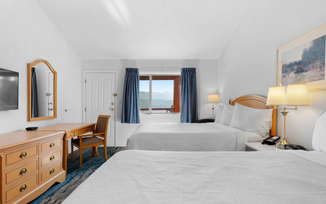 Kootenay Lakeview Resort, BW Signature Collection