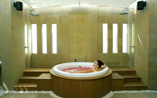 Dusit Thani Pattaya