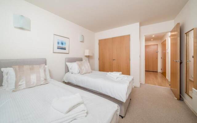 Luxury 1 Bed Apartment Close To Excel & o2