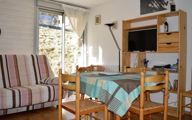 Appartement Les Angles, 2 pièces, 4 personnes - FR-1-593-33