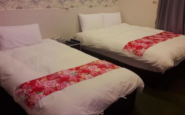 Luodong Night Market Yis B&B