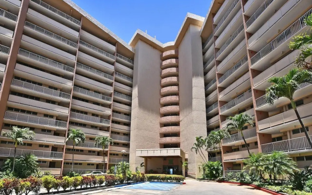 Royal Kahana 701