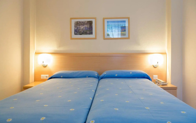 Los Arces de Isla Hotel & Apartamentos