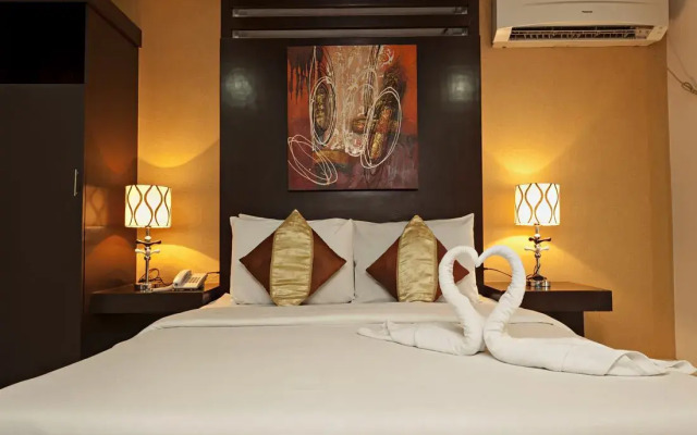 Oyster Plaza Hotel