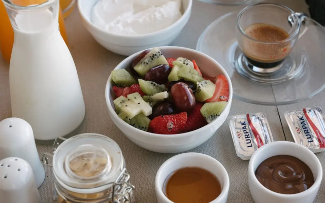 Elements Cozy Suites