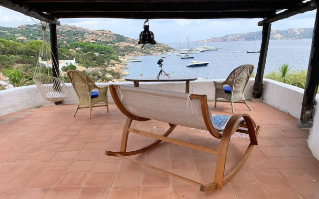Villa With 4 Bedrooms in Porto Rafael , With Wonderful sea View, Enclosed Garden and Wifi