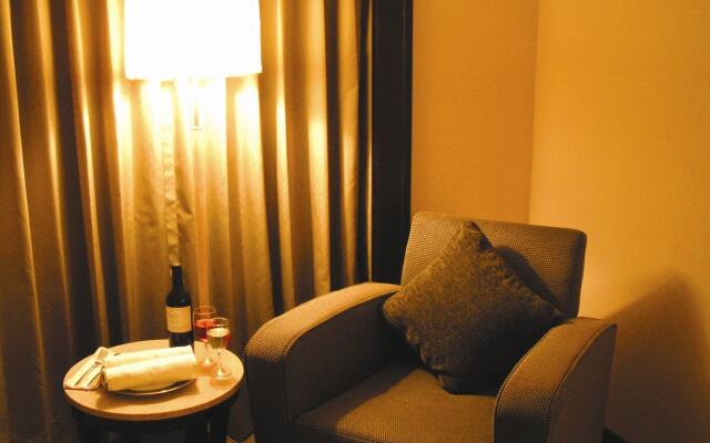 Grand Forward Hotel