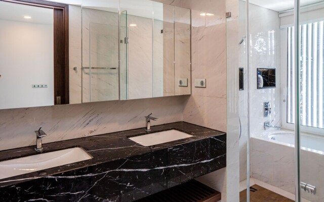 Serenity  Sky Villas Duplex