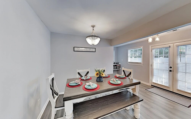 627pined 4 Bedroom Home