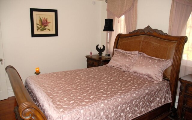 Pine Breeze Bed and Breakfast