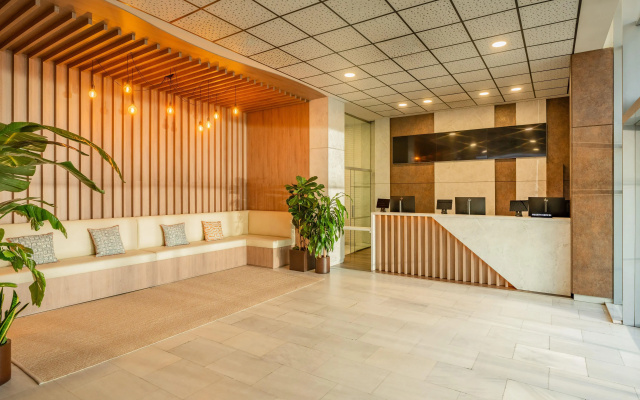 Madrid Airport Suites, Affiliated by Meliá