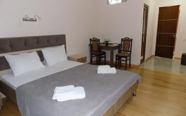 Отель «Марс»