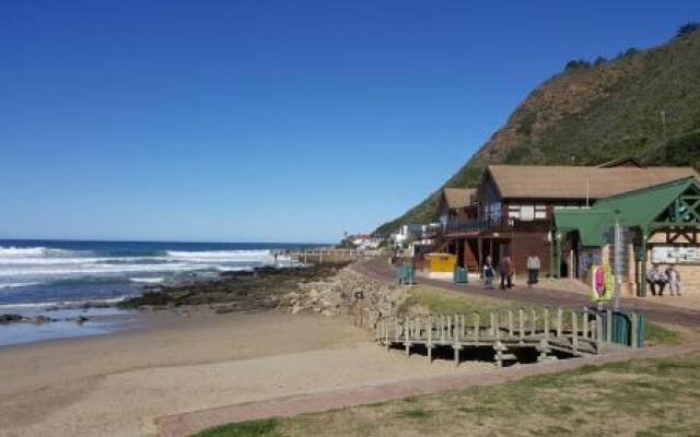 Waterside Lodge