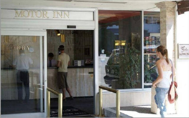 Paul's Motor Inn