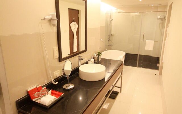 Vivanta Kolkata EM Bypass