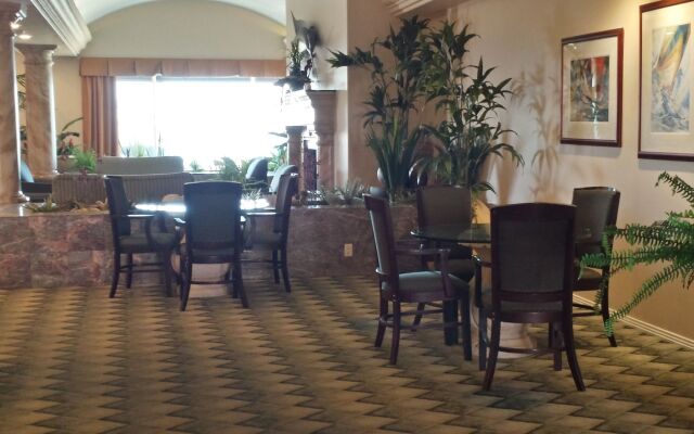Tamarack Beach Resort Hotel