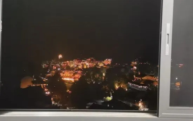 Furong Town dust outside high-end view homestay