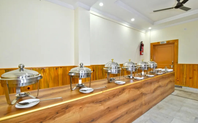 Hotel Pine View - Hotel In Dharamshala