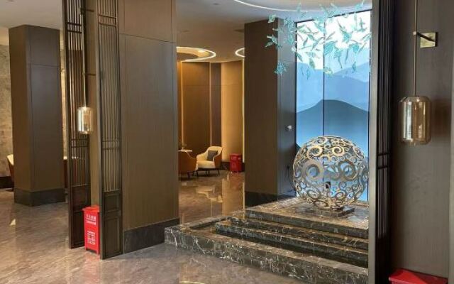 Fengkai Riverside Hotel