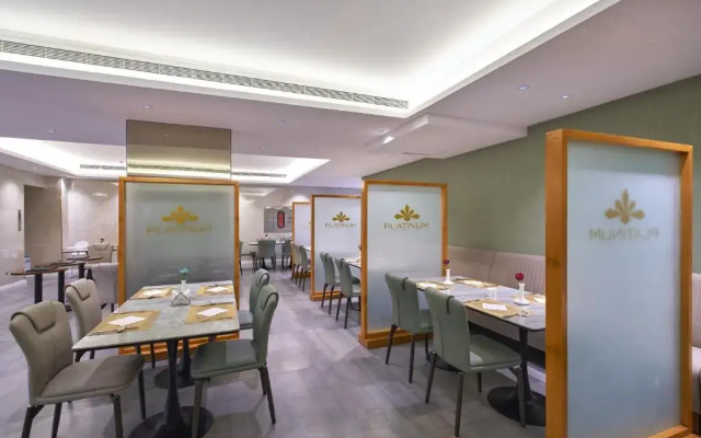 Platinum Hotel