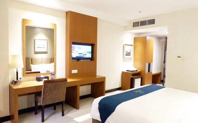 Grage Hotel Cirebon
