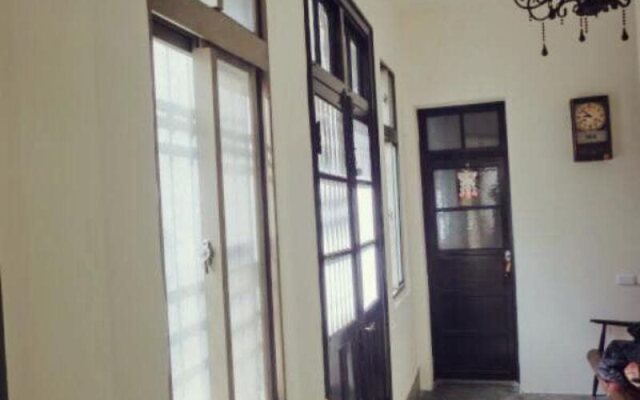 Huei Shiung Hostel