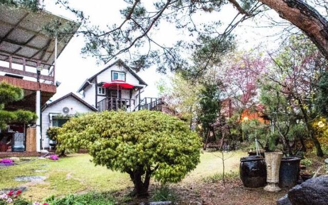 Gapyeong Namiseom Sky Love Pension