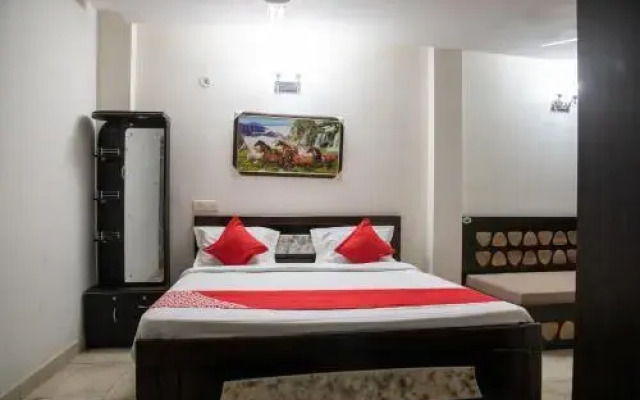 OYO 16598 Hotel Geetanjali