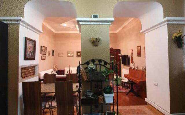 Guest house tm