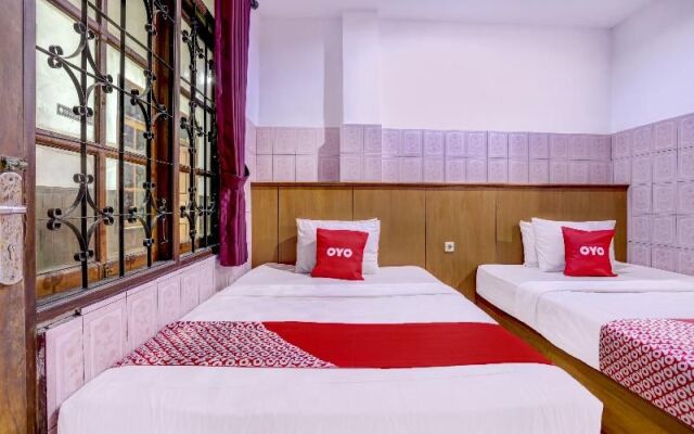 OYO 90201 Hotel Bina Artha